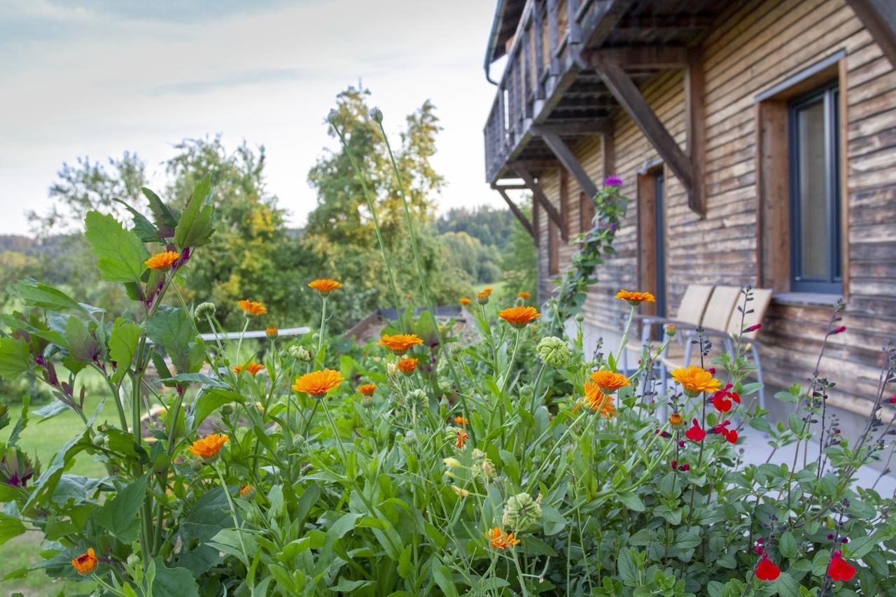 Gaestehaus "In Da Wiesn" Ulrichsberg Εξωτερικό φωτογραφία